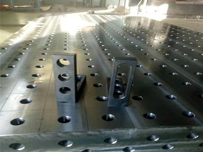 三维孔系焊接平台